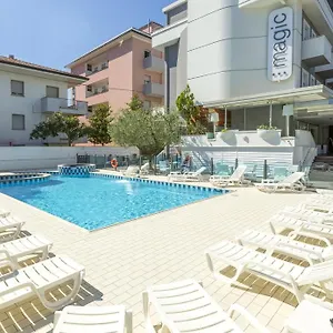 https://hotel-magic.emilia-romagnahotels.net